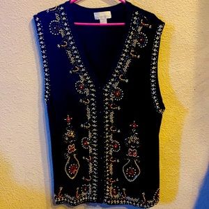 Woman’s size 1X beautiful bead button up sweater vest with no flaws